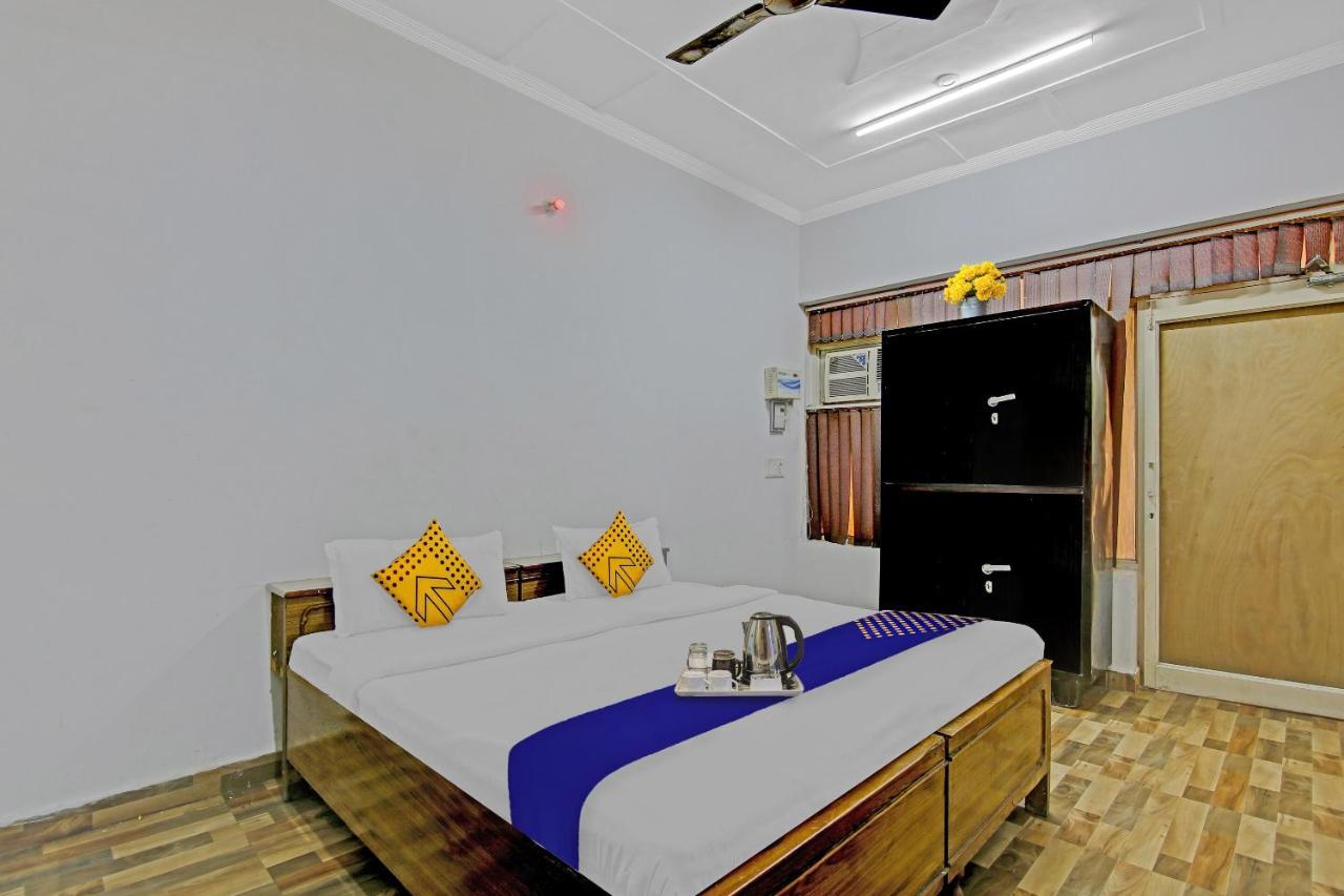 Spot On Shree Naman Guest House Sonipat Dış mekan fotoğraf