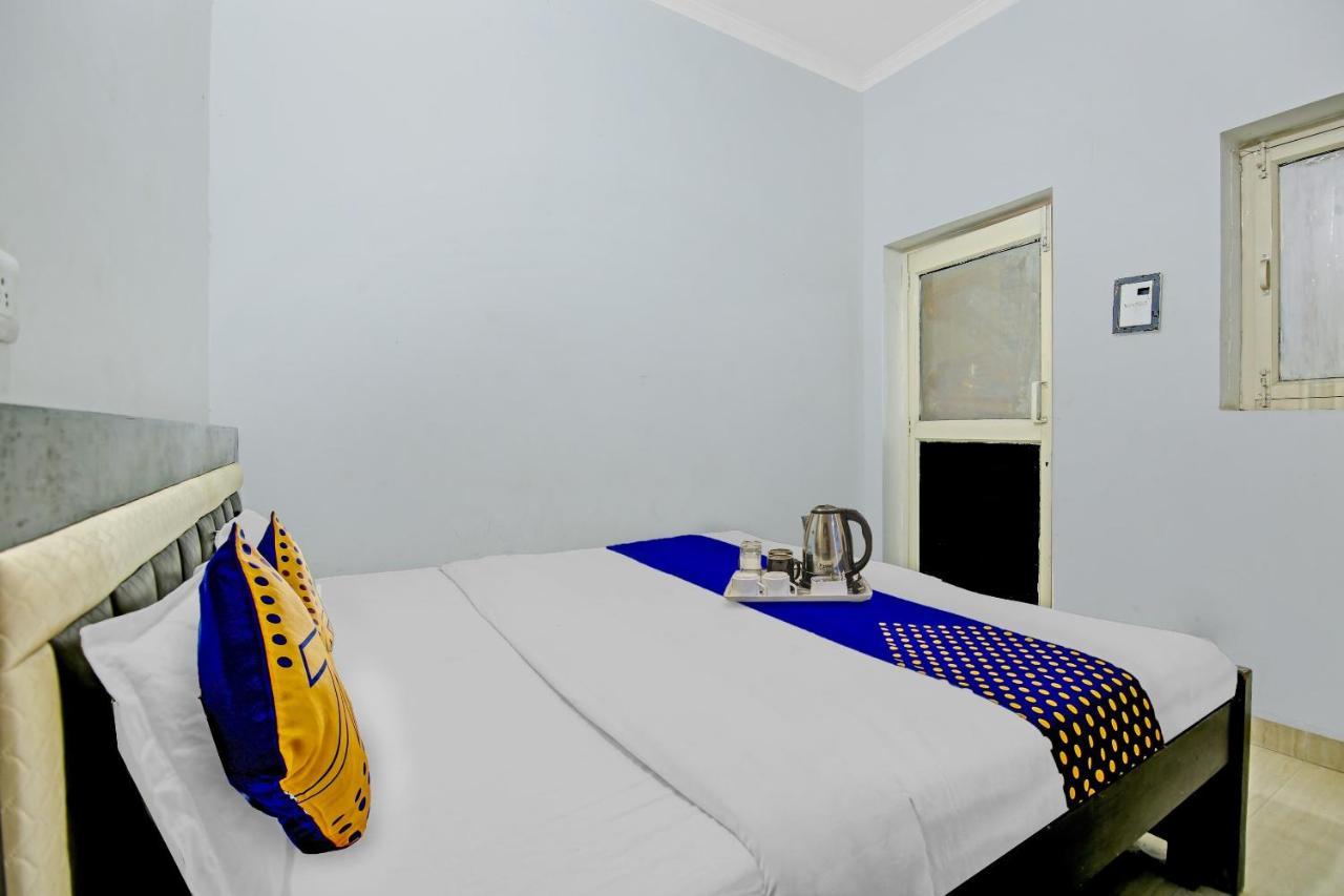 Spot On Shree Naman Guest House Sonipat Dış mekan fotoğraf