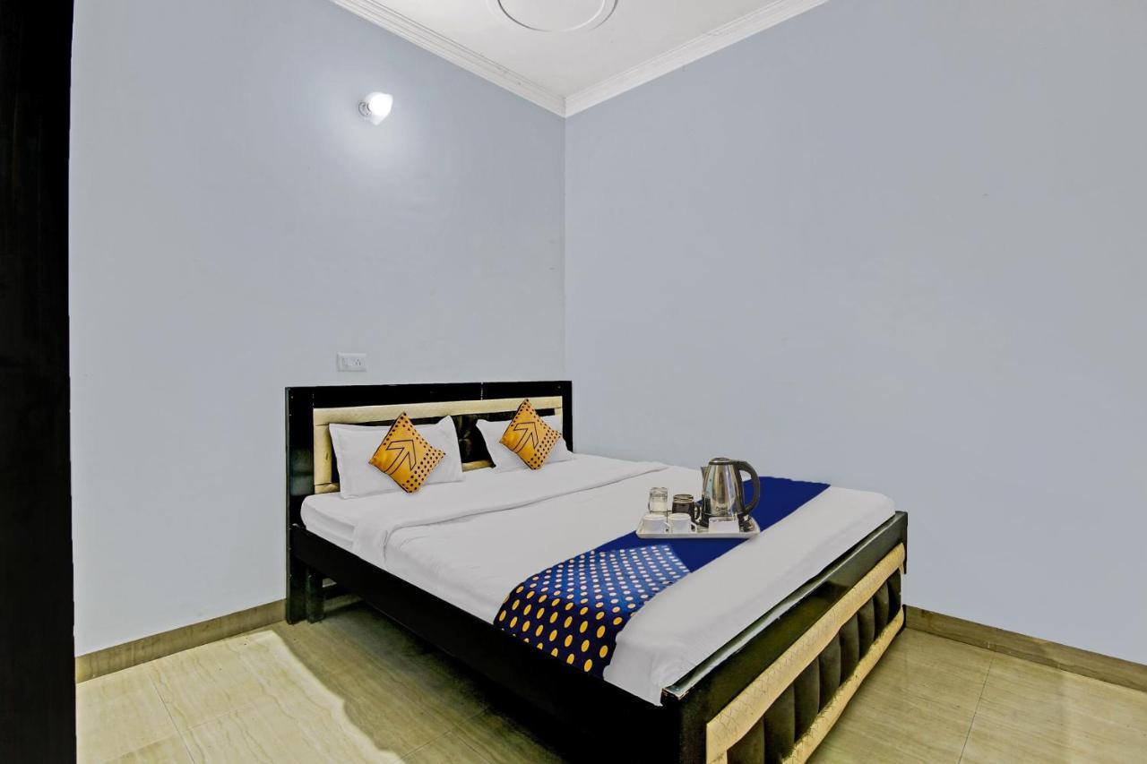 Spot On Shree Naman Guest House Sonipat Dış mekan fotoğraf