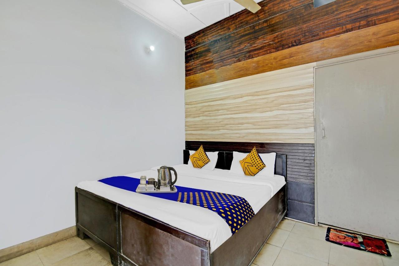 Spot On Shree Naman Guest House Sonipat Dış mekan fotoğraf